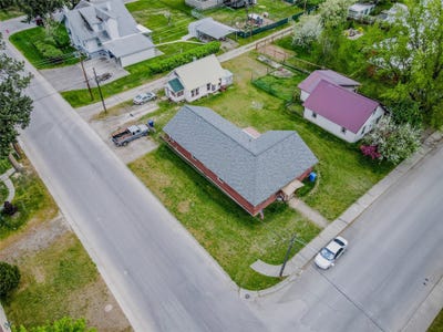 /international/us/1005-idaho-avenue-libby-mt-110099407375/?lang=zh-tw