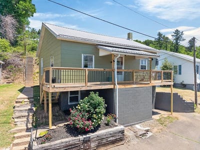 /international/us/411-grayson-st-fries-va-110108224595/