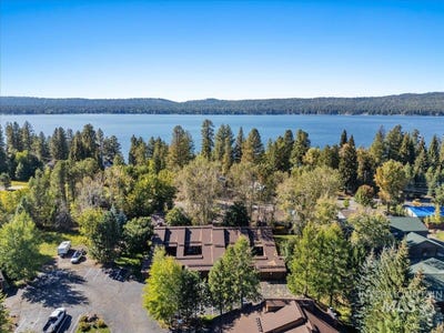/international/us/1630-davis-ave-mccall-id-110102546198/