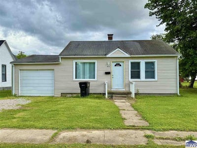 /international/us/217-w-broadway-street-shelburn-in-110099379329/