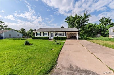 /international/us/28-doris-avenue-o-fallon-mo-110108352514/
