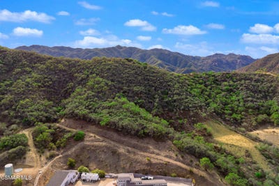 /international/us/e-carlisle-road-thousand-oaks-ca-110101164885/