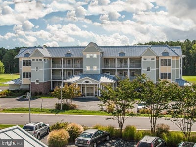 /international/us/33565-windswept-drive-millsboro-de-110097974192/