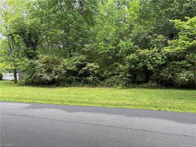 /international/us/tbd-1-center-street-jonesville-nc-110107951644/