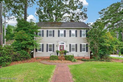 /international/us/1500-e-mulberry-street-goldsboro-nc-110110423292/