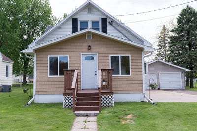 /international/us/551-w-main-street-mondovi-wi-110108297576/