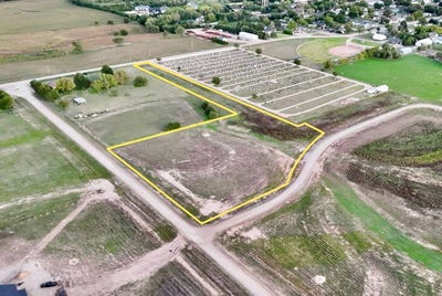 /international/us/1283-hidden-hills-dr-claflin-ks-110120510185/