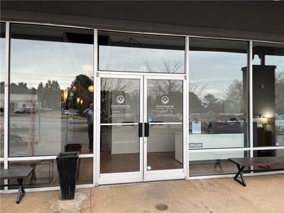/international/us/29-collins-drive-cartersville-ga-110104900851/