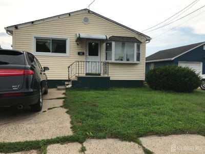 /international/us/19-s-5th-avenue-s-manville-nj-110109766877/