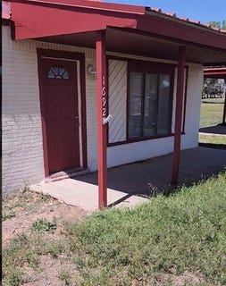 /international/us/1692-avenue-s-levelland-tx-110101239156/?lang=zh-cn
