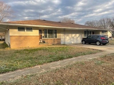/international/us/206-w-buffalo-street-girard-ks-110104487890/