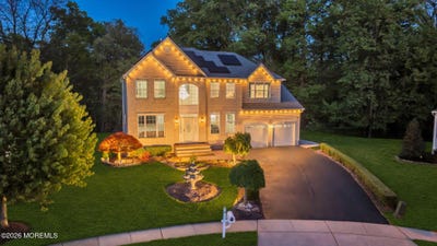 /international/us/73-stratton-road-matawan-nj-110108028792/