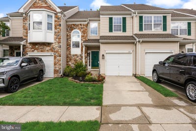 /international/us/119-beacon-drive-woodbury-nj-110108738005/