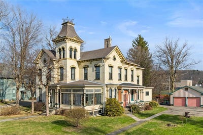 /international/us/110-w-washington-street-bath-ny-110106952785/