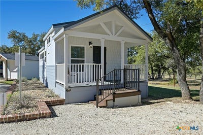 /international/us/257-cr-278-liberty-hill-tx-110096703460/