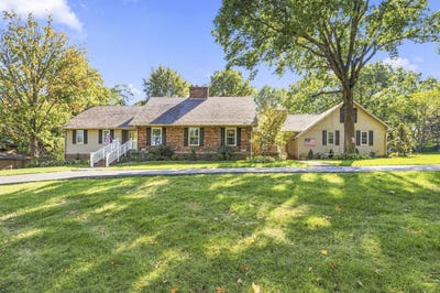 /international/us/2268-w-whitten-road-carthage-mo-110120483896/