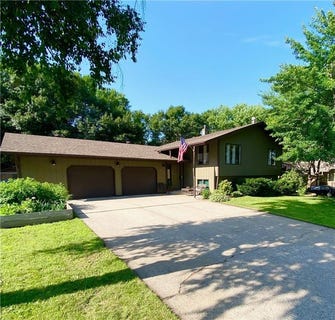 /international/us/110-11th-street-n-sauk-rapids-mn-110100751042/