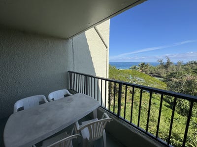 /international/us/1875-kalanianaole-street-hilo-hi-110106504635/