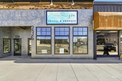 /international/us/236-main-ave-n-twin-falls-id-110106735467/