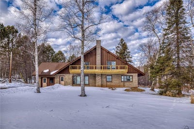 /international/us/1820-mary-street-beaver-bay-mn-110106013045/