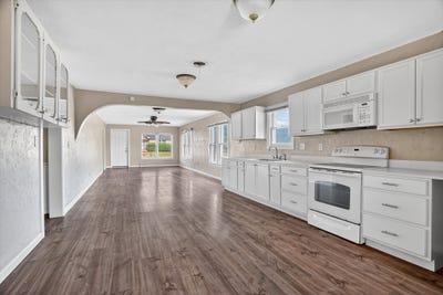 /international/us/320-316-n-2nd-street-jacksboro-tx-110109571721/