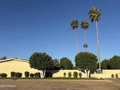 /international/us/9415-n-111th-avenue-sun-city-az-110099158467/