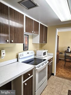 /international/us/309-florence-avenue-jenkintown-pa-110098517361/