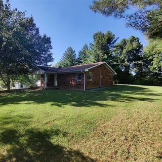 /international/us/2131-needmore-road-morgantown-ky-110100725513/