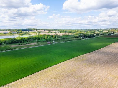 /international/us/4686-valley-road-wooster-oh-110108471911/