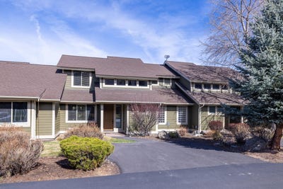 /international/us/10674-village-loop-redmond-or-110098674365/
