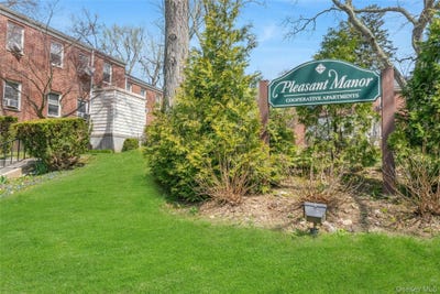 /international/us/53-broadway-pleasantville-ny-110107512459/