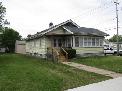 /international/us/1102-w-state-street-janesville-wi-110099792551/