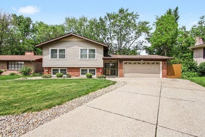 /international/us/5300-garfield-street-merrillville-in-110108381042/
