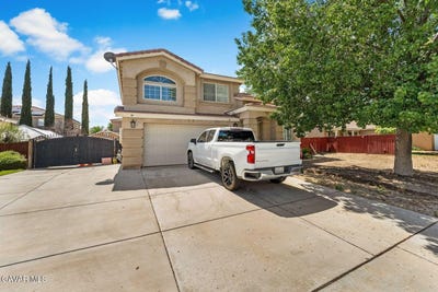 /international/us/5602-e-avenue-r11-palmdale-ca-110102405330/