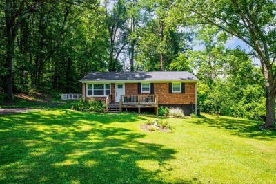 /international/us/387-stage-road-amherst-va-110100804327/