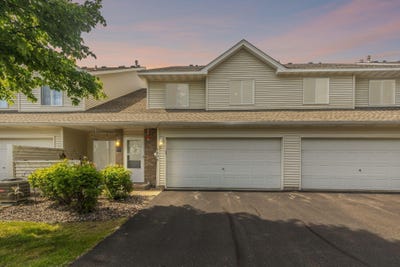 /international/us/7036-49th-street-n-oakdale-mn-110108612597/