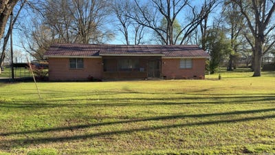 /international/us/400-crooked-bayou-mcgehee-ar-110106339350/