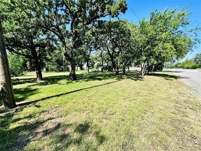 /international/us/424-n-main-street-cross-plains-tx-110098350377/