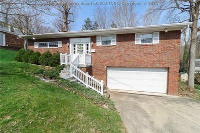 /international/us/2731-kincaid-drive-st-albans-wv-110107872995/