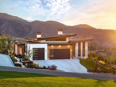 /international/us/706-s-nebo-cir-woodland-hills-ut-110105352288/