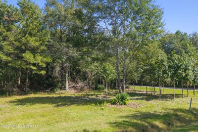 /international/us/6190-n-railroad-avenue-bay-saint-louis-ms-110120415836/