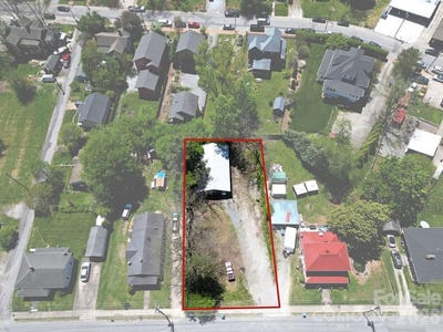 /international/us/163-w-french-broad-street-brevard-nc-110105935370/