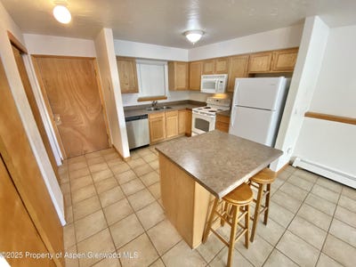 /international/us/680-water-street-meeker-co-110096763445/