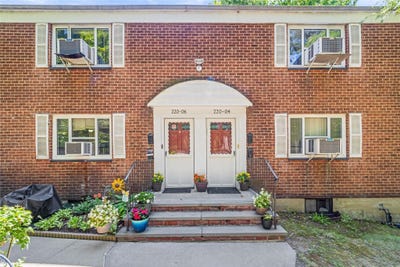 /international/us/220-06-stronghurst-avenue-queens-ny-110101262072/