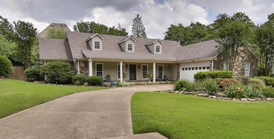 /international/us/2848-old-elm-ln-germantown-tn-110108346952/