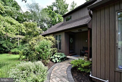 /international/us/920-shippen-ln-west-chester-pa-110100832644/