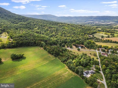 /international/us/deerwood-drive-mercersburg-pa-110094613095/?lang=en