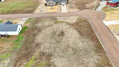 /international/us/4410-countrywood-street-union-city-tn-110097041783/