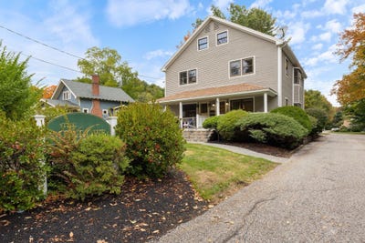 /international/us/12-kendall-lane-freeport-me-110120053194/