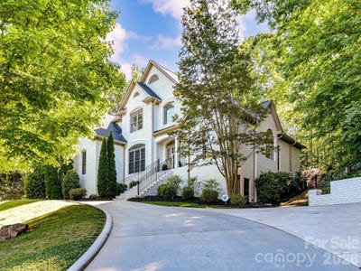 /international/us/4510-granite-hill-drive-davidson-nc-110107961601/